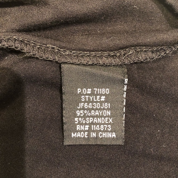 EUC - Casual Ladies Top - Picture 5 of 5